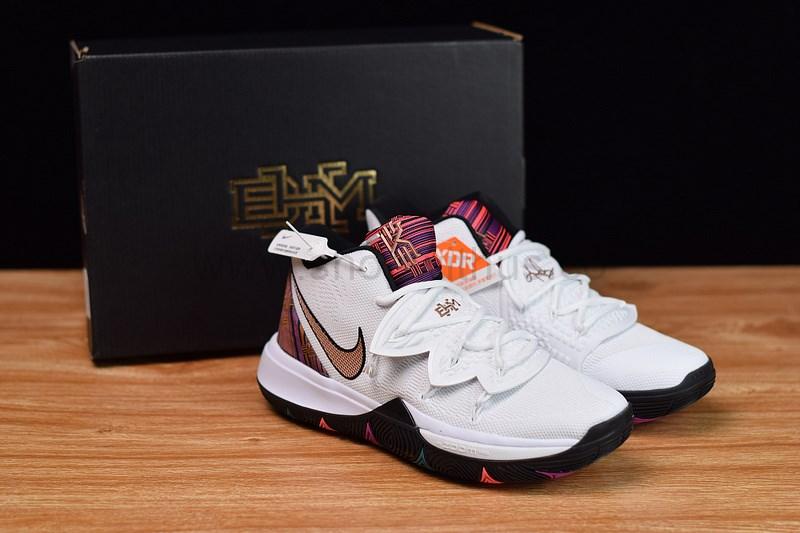 NikeBasketball Kyrie 5 - BHM
