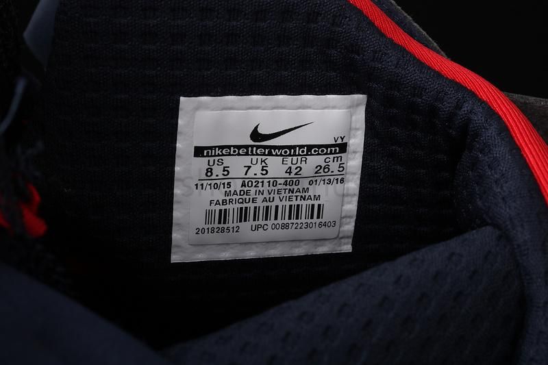 NikeUnisex Air Max 720 Saturn - Navy Blue/Red