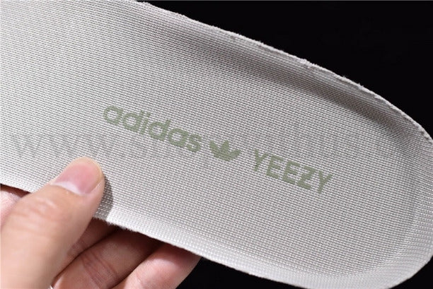 adidasOriginals YEEZY Boost 350 V2 - True Form