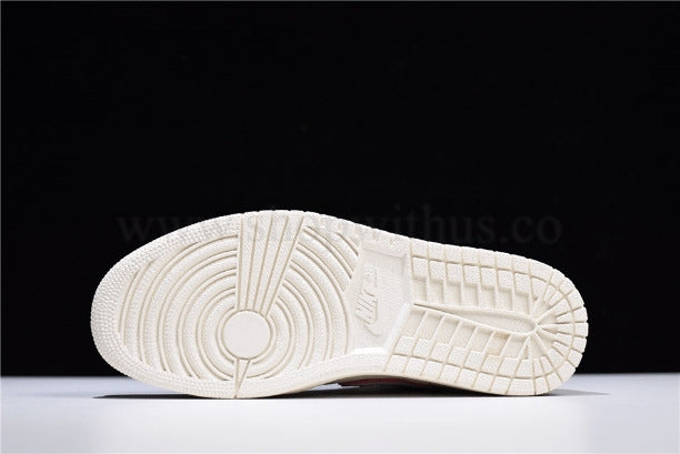 Air Jordan 1 Retro High - Phantom/Gym Red