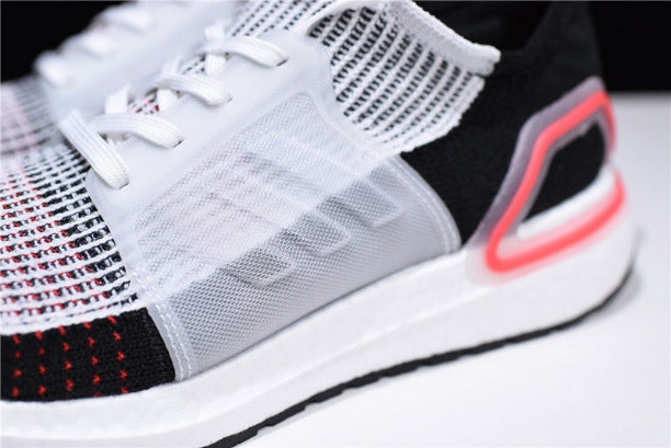 adidasRunning Ultra Boost 19 - Black/Cloud White/Pink