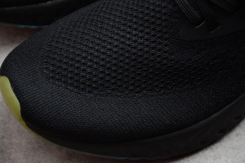 NikeUnisex Epic React Flyknit - Be True