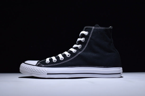 Converse Chuck Taylor All Star Basic Canvas Sneaker Hi - Black