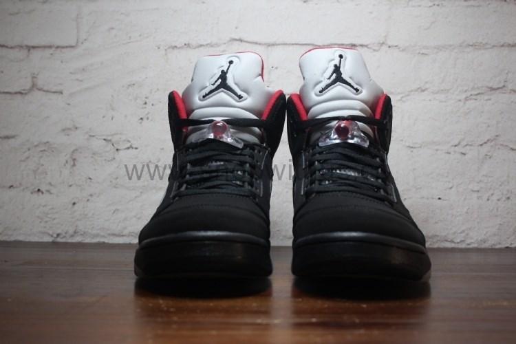 Supreme x Air Jordan 5 Retro - Black