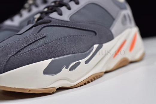 adidasOriginals YEEZY Boost 700 - Magnet