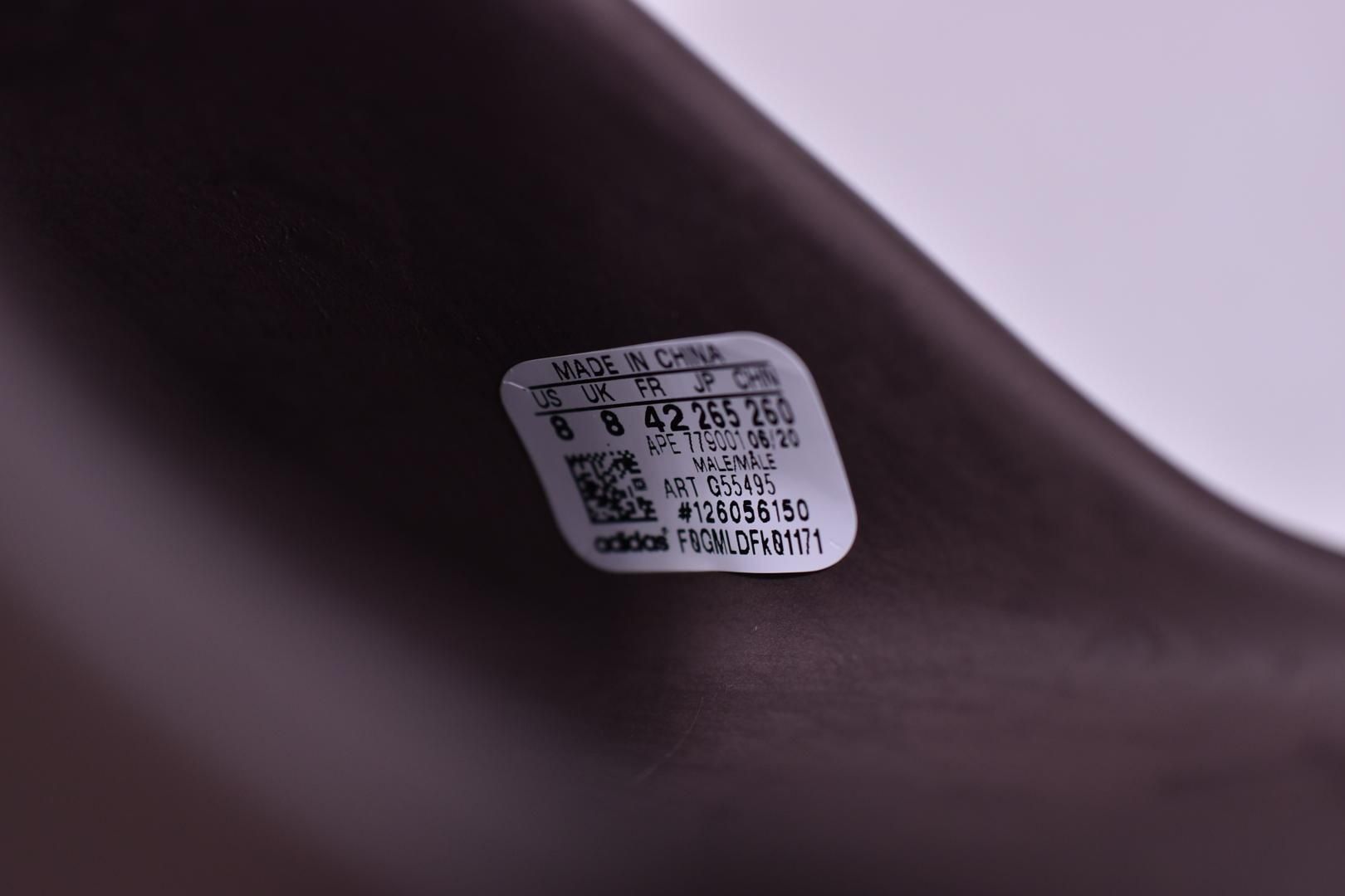 adidasUnisex YEEZY Slide - Soot