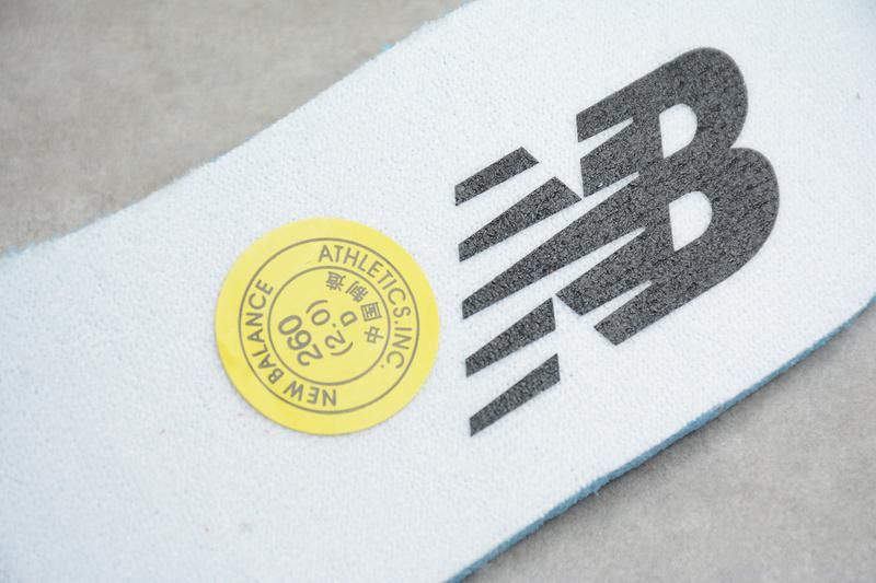 New Balance 327 - Fluorescent Green