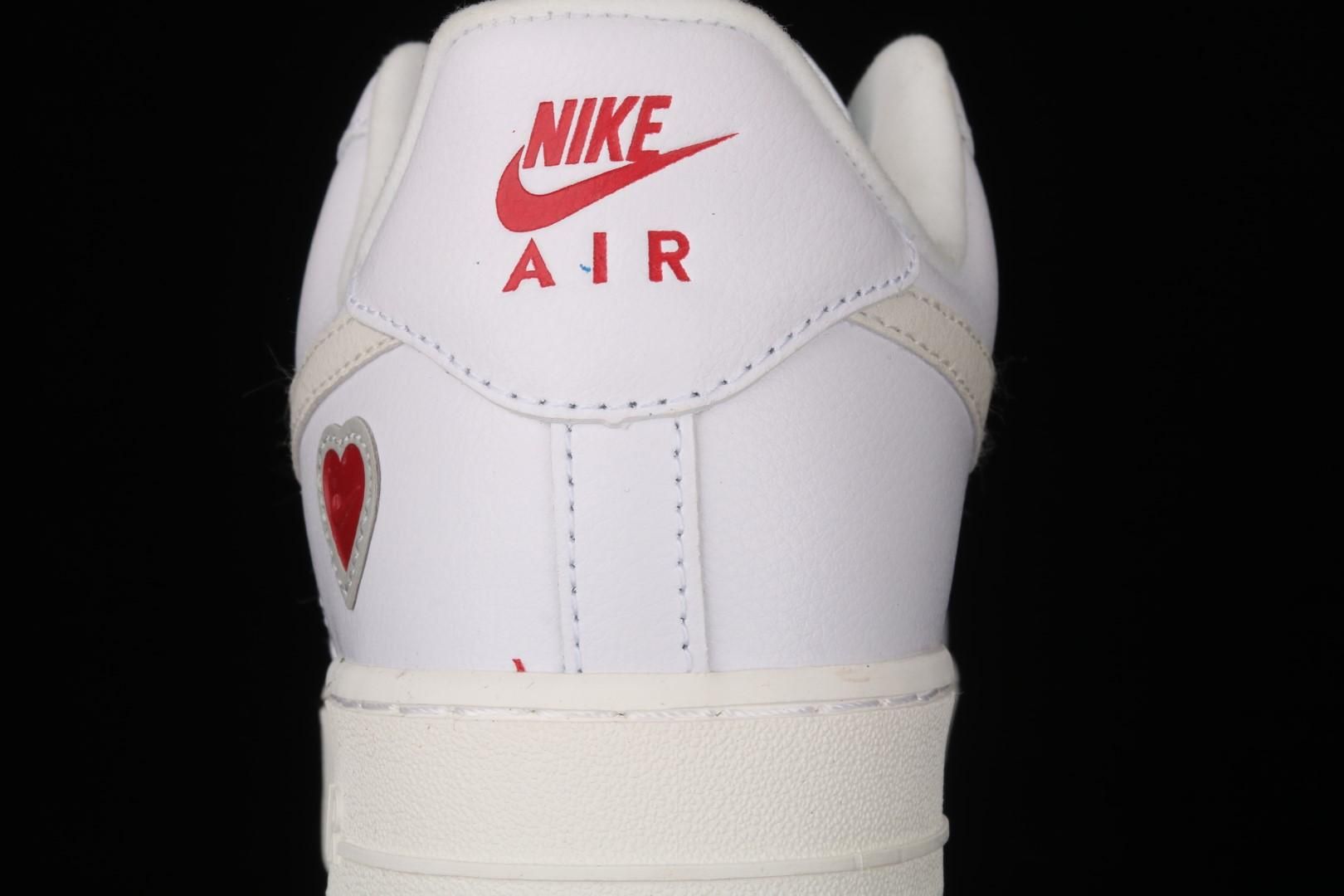 NikeAir Force 1 Low - Valentine's Day