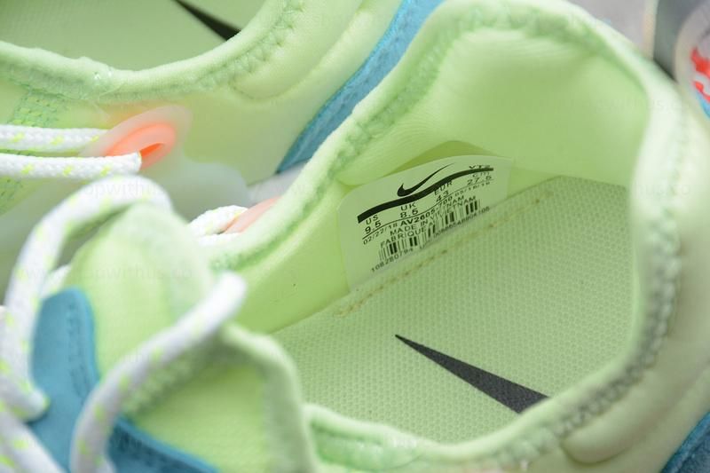 NikeRunning React Presto - Barely Volt