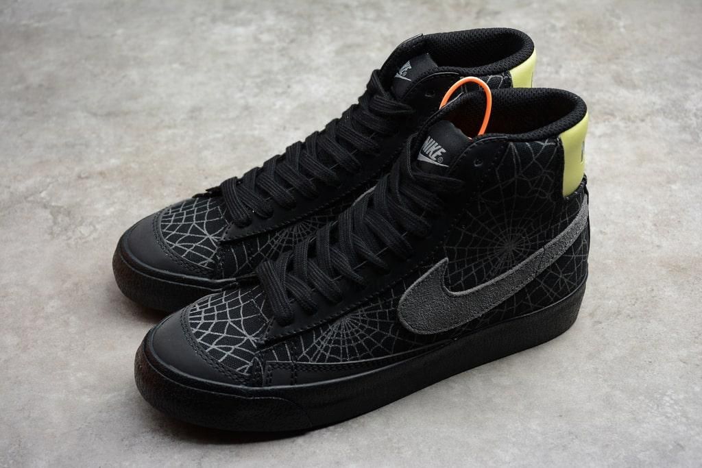 NikeUnisex Blazer Mid 77 - Spider Web Halloween