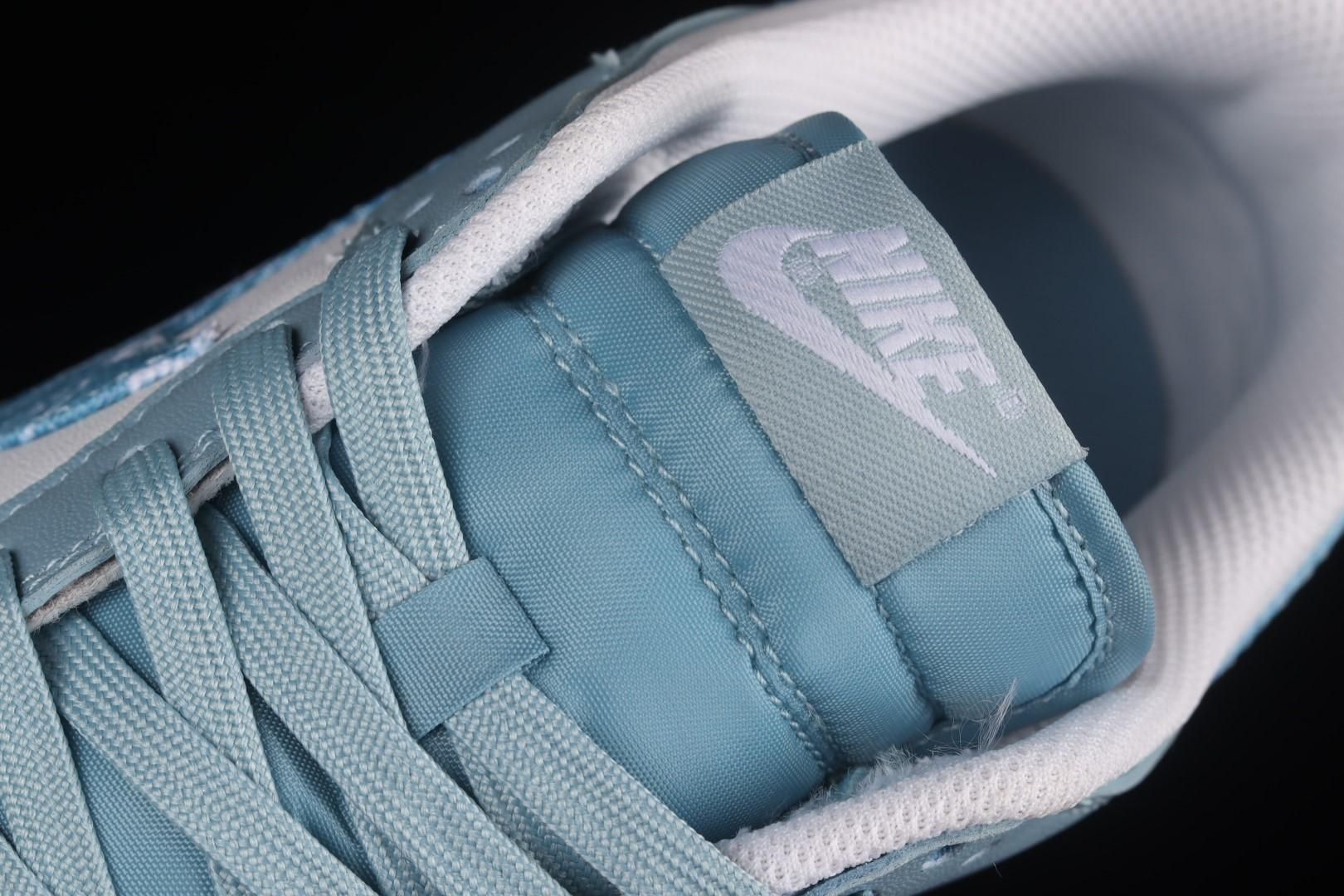 NikeUnisex Dunk Low - Blue Paisley