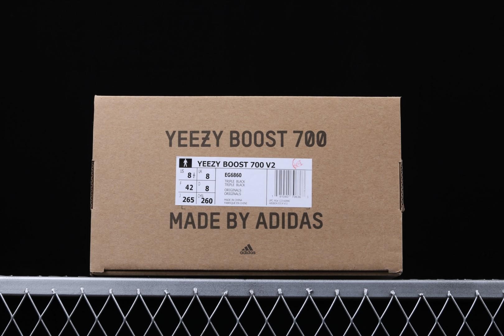 adidasMens Yeezy Boost 700 V2 - Geode