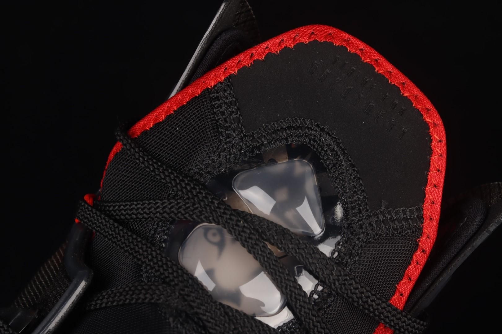 NikeBasketball LeBron 19 - Bred