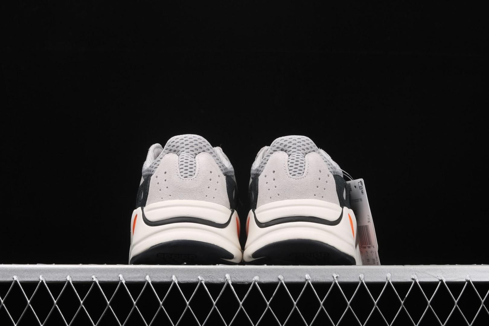 adidasUnisex Yeezy Boost 700 Wave Runner - Solid Grey
