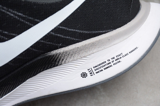 NikeUnisex Zoom Pegasus 35 Turbo - Black/White