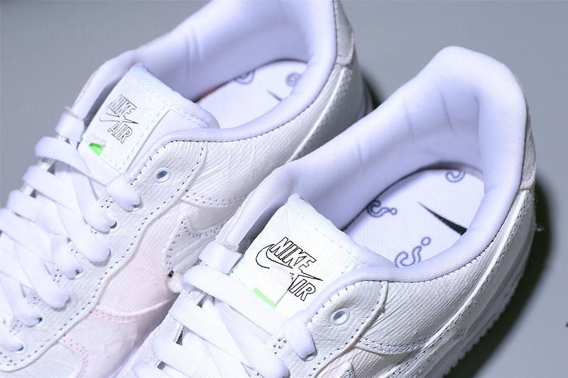 NikeAir Force 1 AF1 Low LX - Reveal