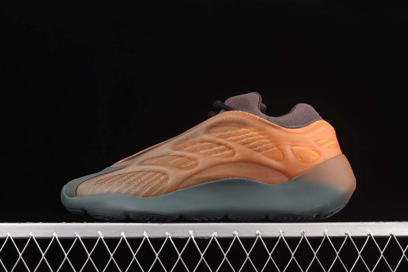 adidasUnisex Yeezy 700 V3 - Copper Fade