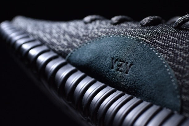 adidasYEEZY Boost 350 - Pirate Black