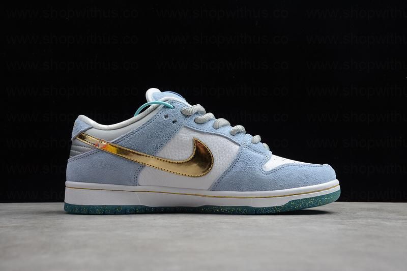 Sean Cliver x NikeSB Dunk Low - Holiday Special