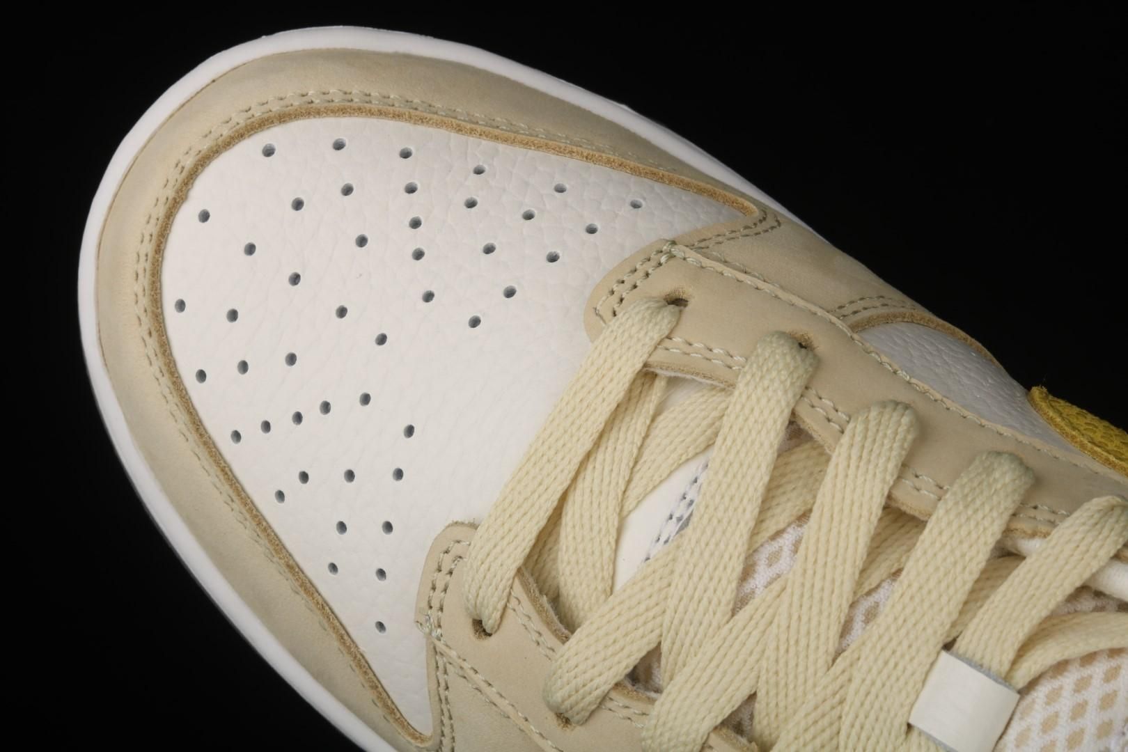 NikeWMNS Dunk Low - Lemon Drop