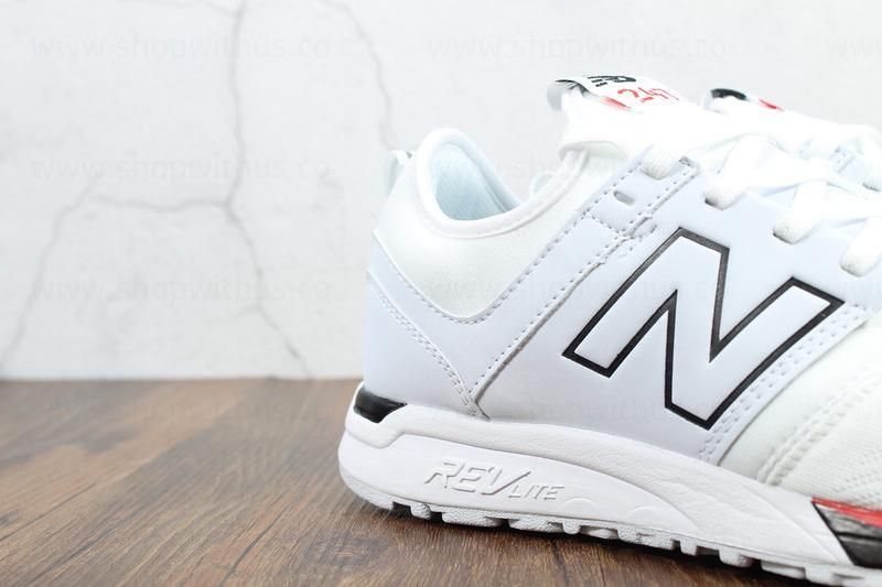 New Balance 247 - White