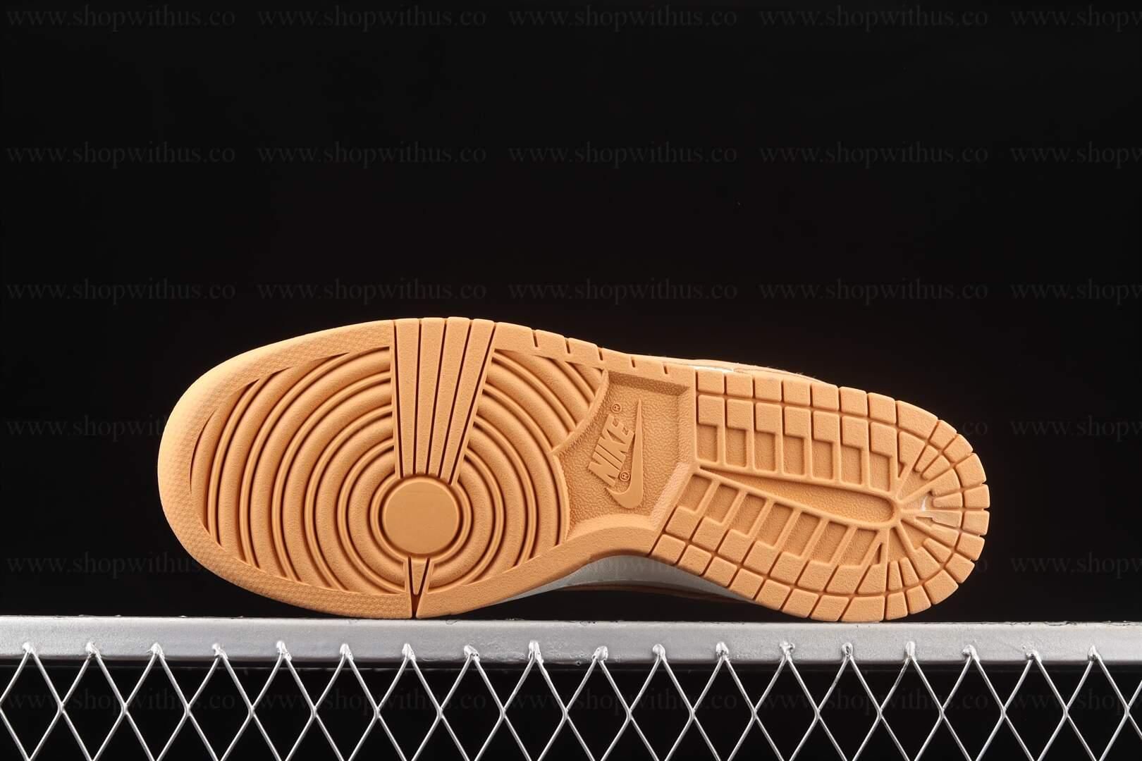 NikeDunk Low - Harvest Moon