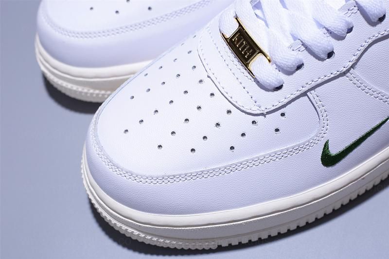 NikeAir Force 1 AF1 Low Kith - Friends & Family