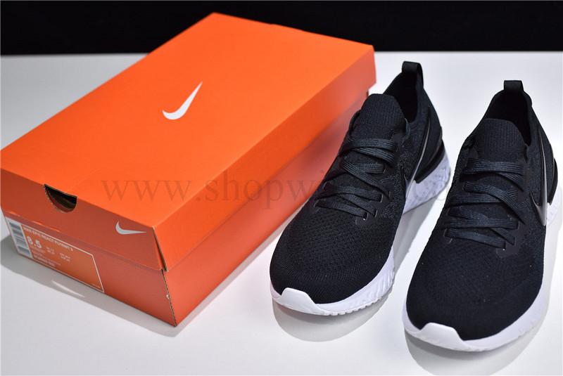 NikeMen's Epic React Flyknit 2 - Black/White