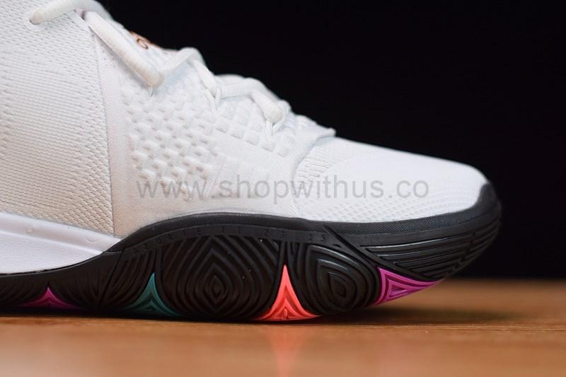 NikeBasketball Kyrie 5 - BHM