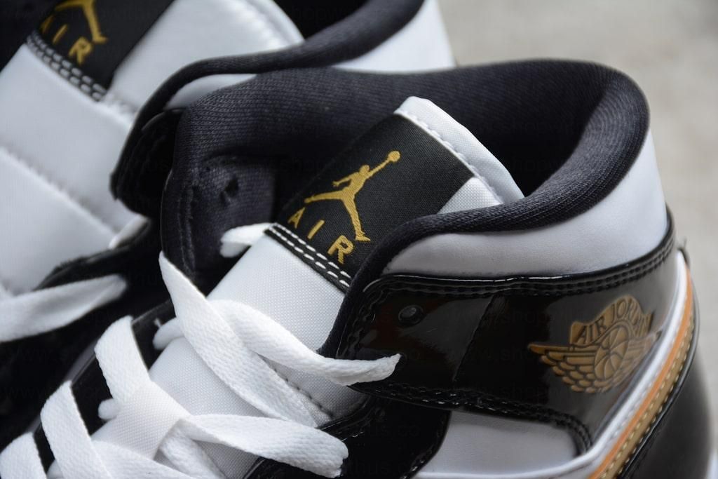 Air Jordan 1 AJ1 Mid SE - Black Gold