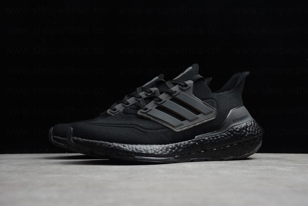 adidasRunning Ultraboost 21- Triple Black
