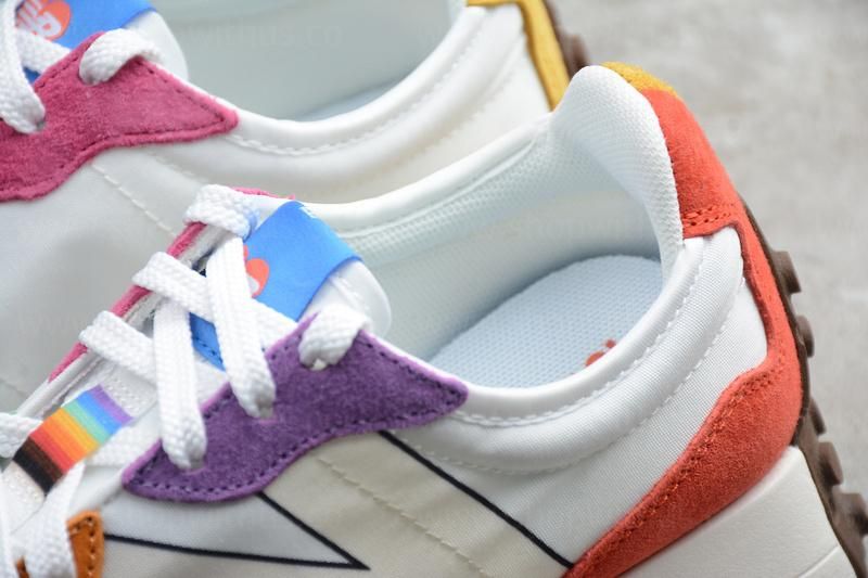 New Balance 327 - Pride