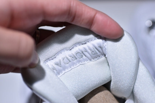 Air Jordan 4 AJ4 Retro - Pure Money