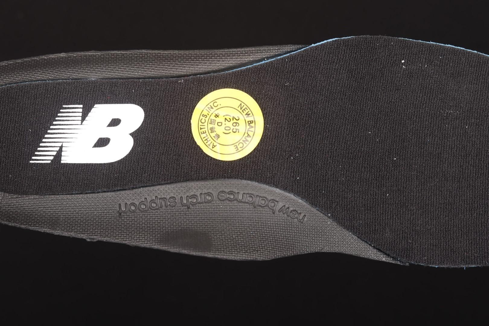 New Balance 550 - White/Red