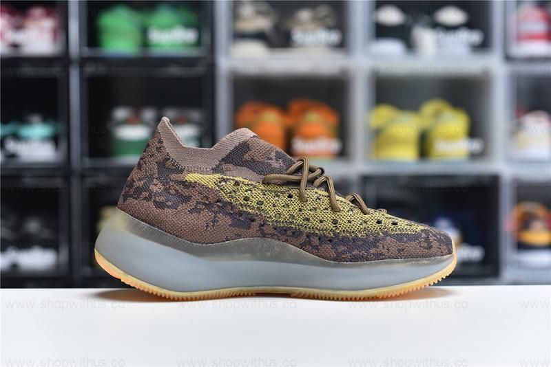 adidasUnisex YEEZY Boost 380 - LMNTE