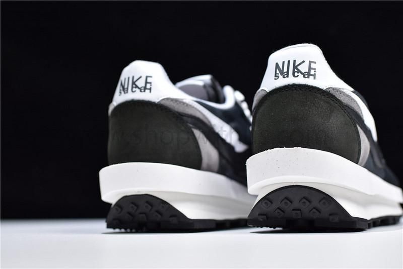 sacai x Nike✔️LDWaffle - Black