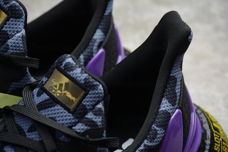 Cyberpunk 2077 x adidasUnisex X9000L4 - Black/Metallic Gold