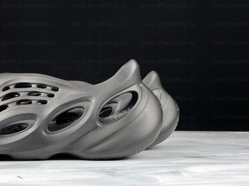 adidasYEEZY  Foam Runner - ONYX