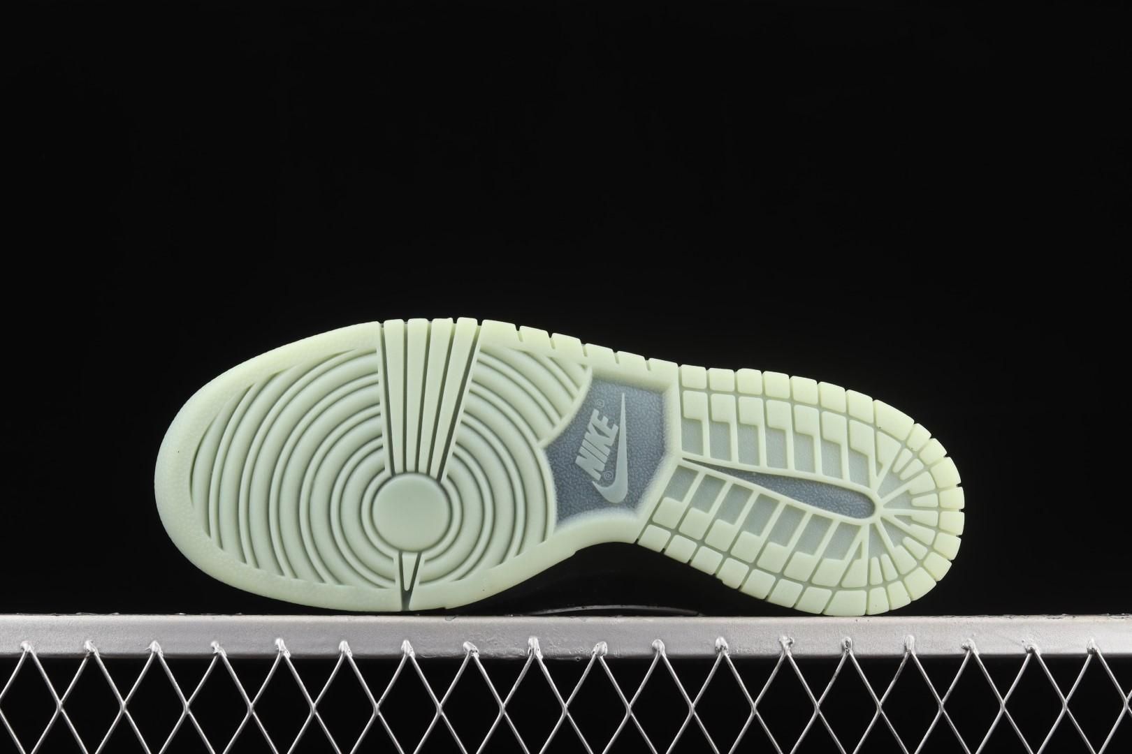 Lpl x NikeUnisex Dunk Low - Black White Bright Crimson