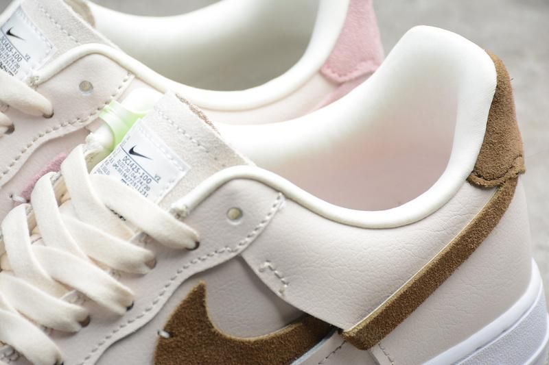 NikeUnisex Air Force 1 AF1 Low Vandalized - Light Orewood Brown