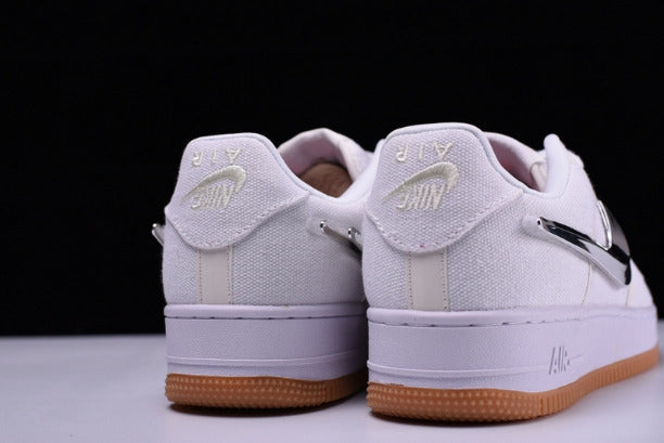 Travis Scott x NikeAir Force 1 Low - Sail
