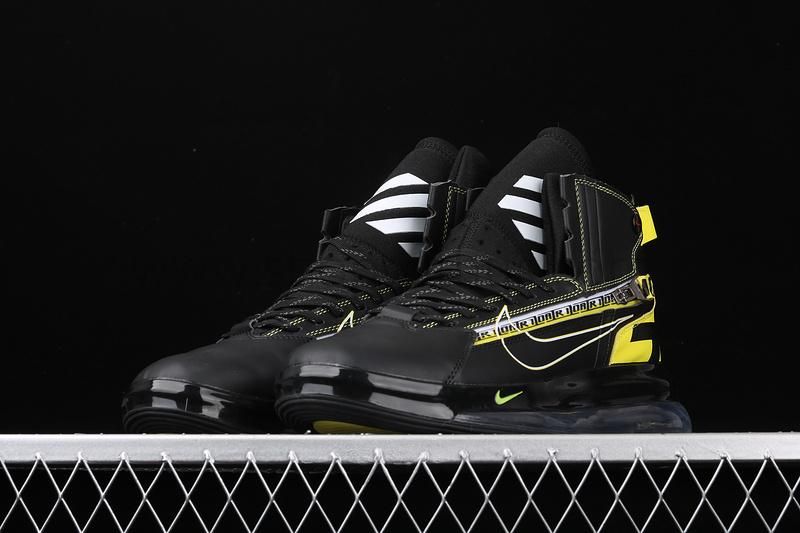 NikeMen's Air Max 720 Saturn - Black/Dynamic Yellow
