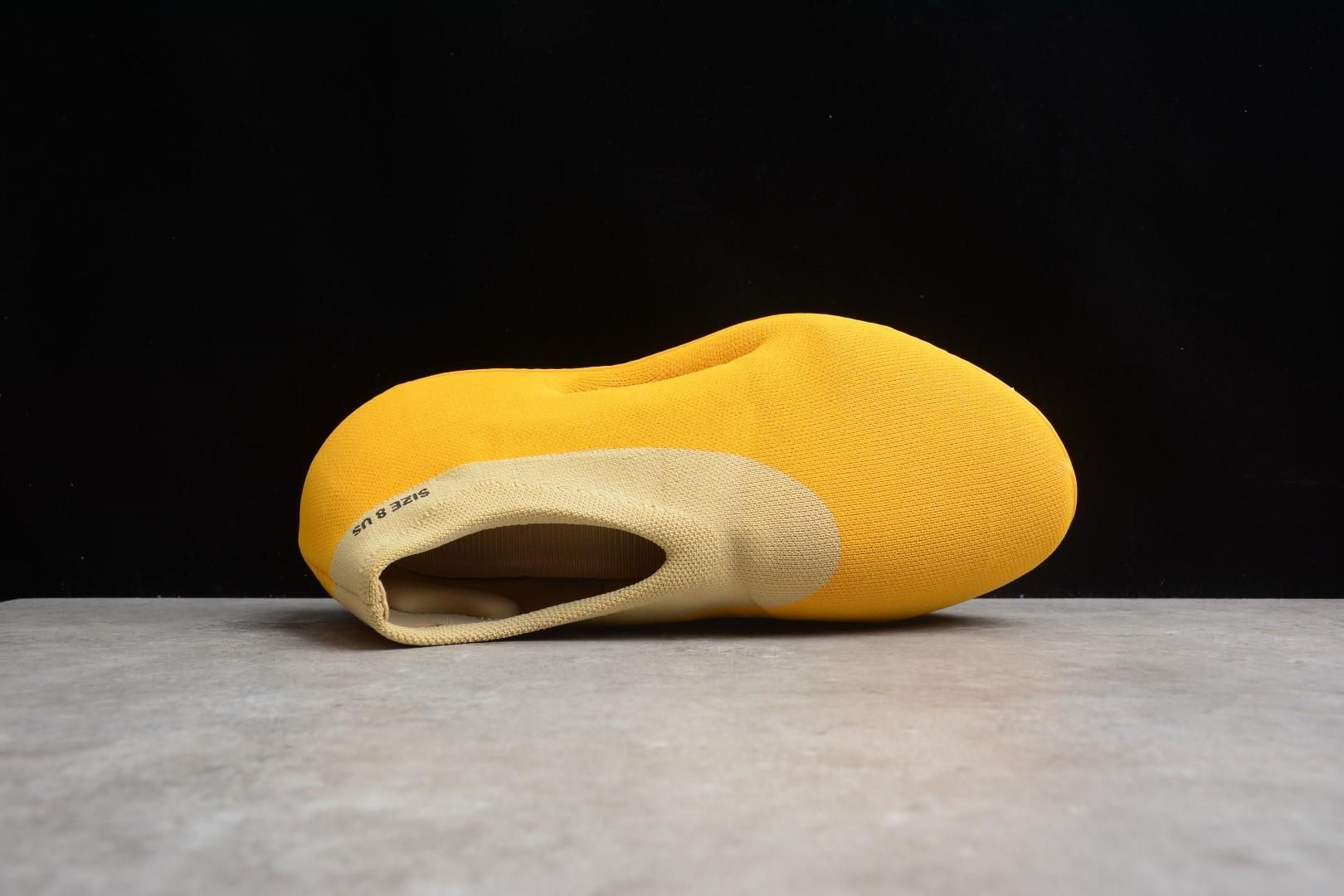 adidasUnisex Yeezy Knit RNR - Sulfur