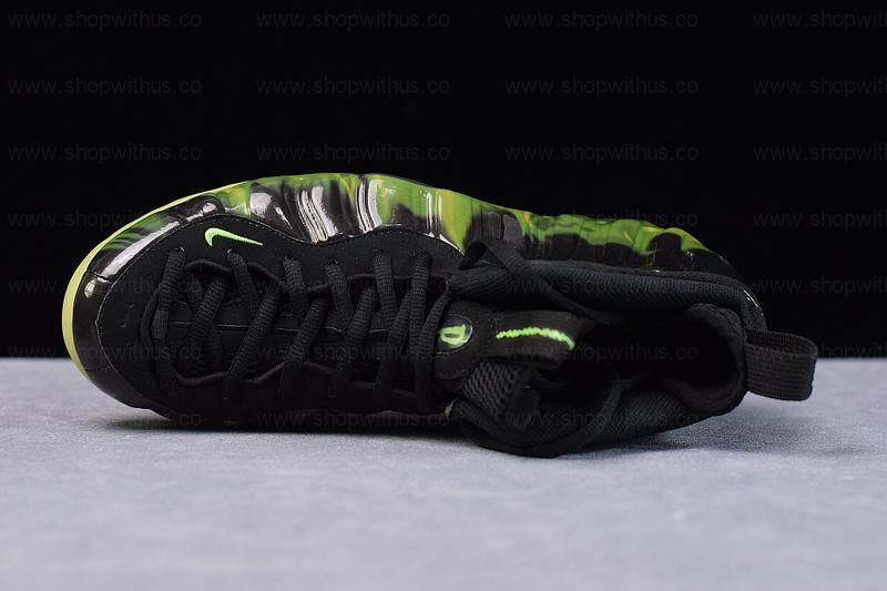 NikeAir Foamposite One - Paranorman