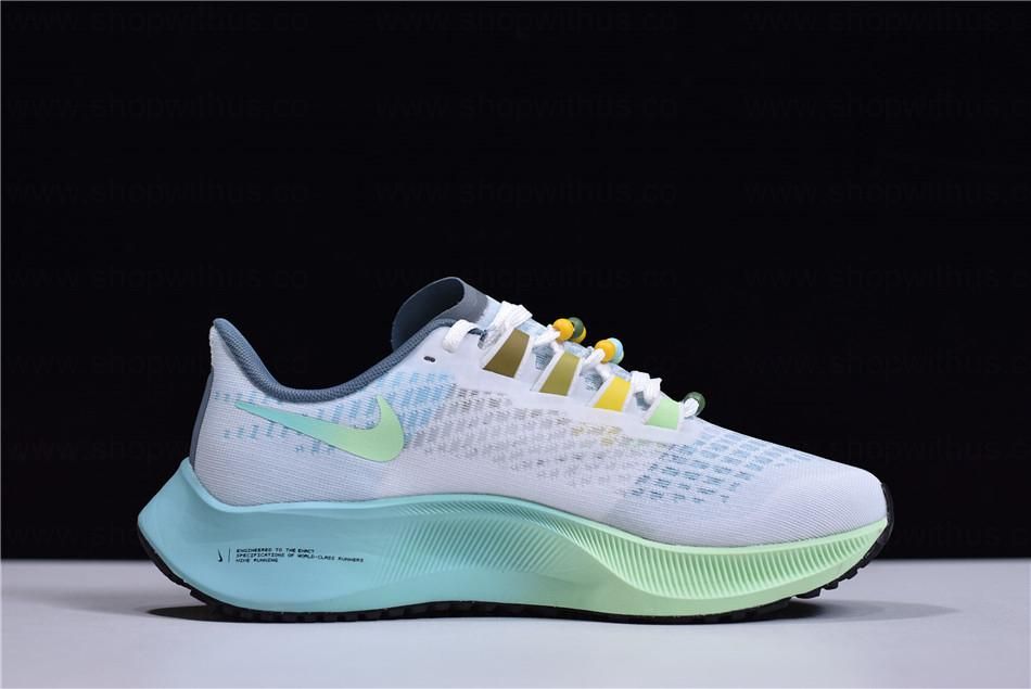 NikeAir Zoom Pegasus 37 - Butterfly