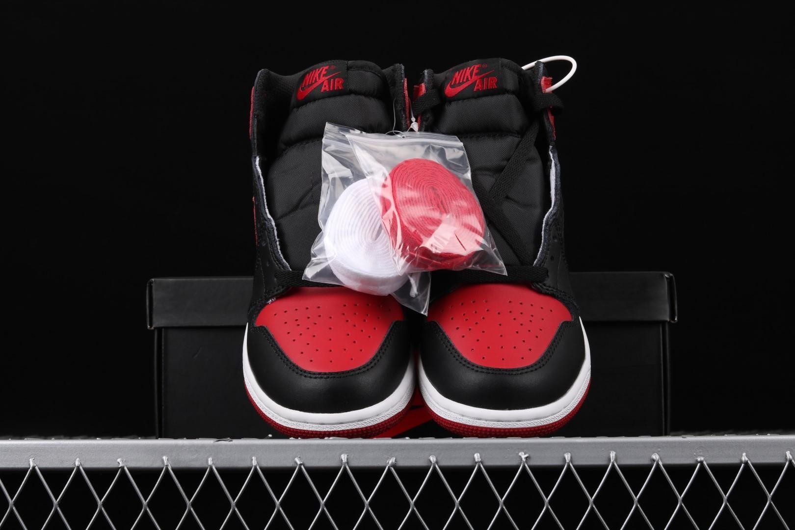 WMNS Air Jordan 1 AJ1 Retro - Banned