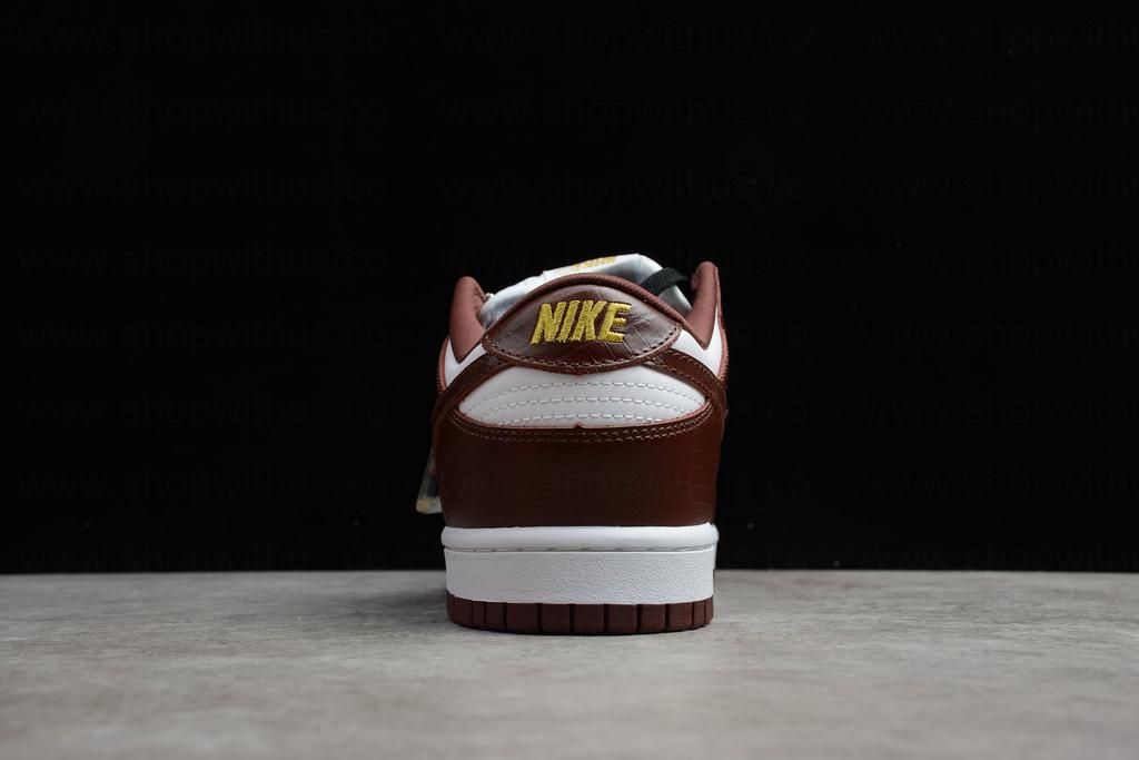 Supreme x NikeSB Dunk Low - Barkroot Brown