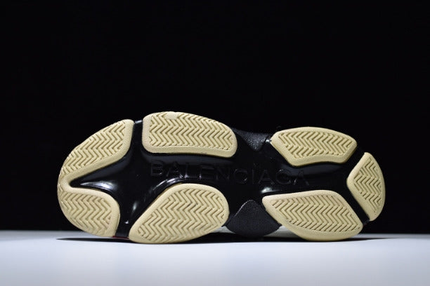 BalenciagaUnisex Vintage Triple S Trainers - Black/White/Red