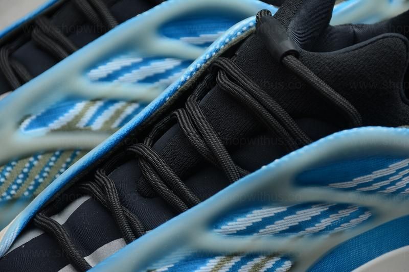 adidasOriginals YEEZY 700 V3 - Azareth
