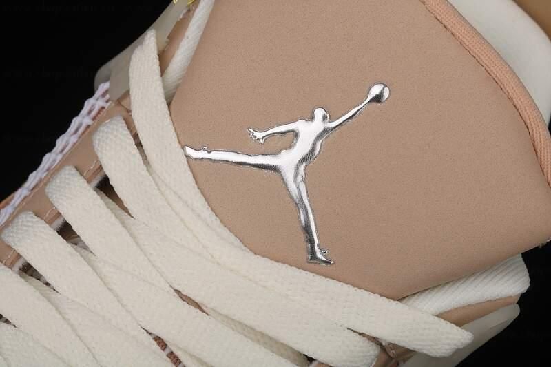 Air Jordan 4 AJ4  Retro - Shimmer